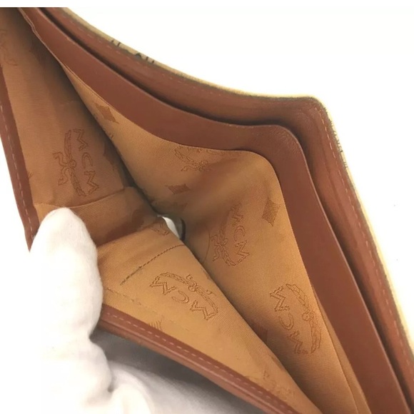 Authentic MCM Logo Visetos Leather Bifold Wallet - Picture 9 of 12